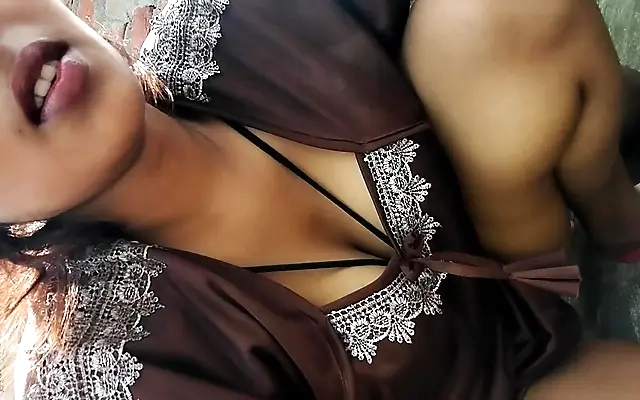 Desi Maid Rims Masters Dirty Ass to get Fucked