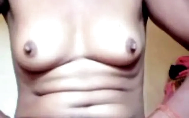 Clip casero con novia mexicana, La chica tiene 25 a&ntilde;os de edad