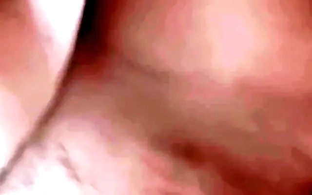 Flagrou a Esposa Fodendo Com Enteado E Entrou Na Brincadeira (VIDEO COMPLETO NO RED)