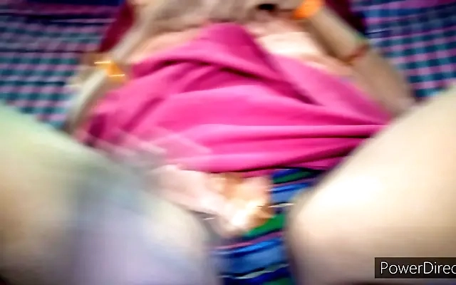 Mutual masturbation, orgasms and massive cum ended in hot sex with a friend from work