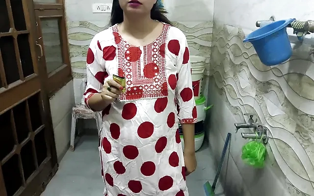 Hot stepsister caught stepbrother in handcuffs and sits on his face