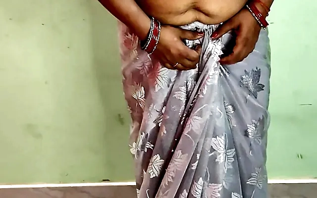 Anal sex and anal creampie for the nerdy gothic milf in fishnet stockings