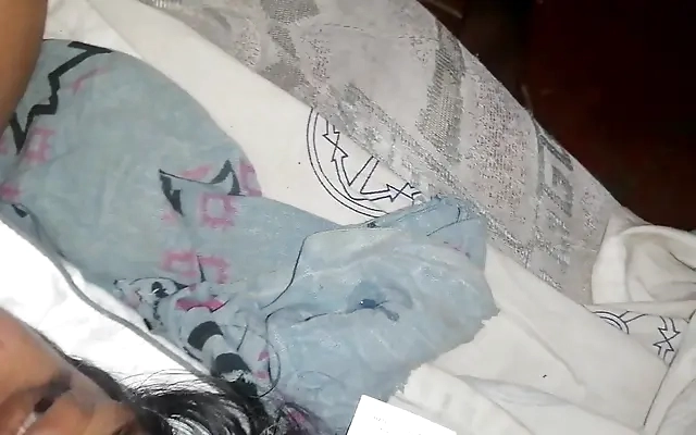 Indian Bhabhi Desi cock sucking like she got sweet candy Cum In Mouth Complition