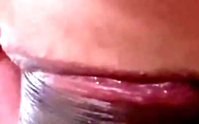 ASMR Co&ntilde;o grande y peludo produce mucha leche