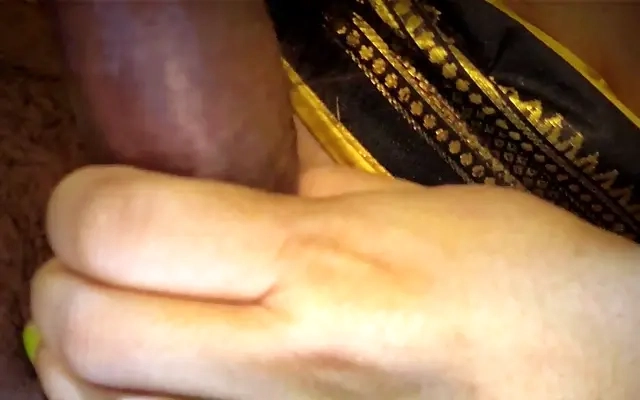 Beautiful housewife cheating husband try to fucking boyfriend in the car. Telugu dirty talks.